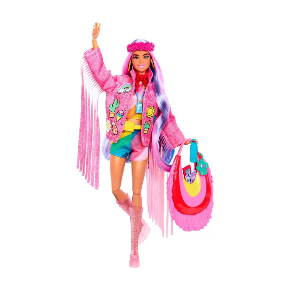 Barbie Muñecas^ Extra Fly, Muneca Con Tematica De Viajes Con Conjunto De Desierto, Chaqueta De Flecos Y Bolso